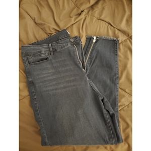 Rebel Wilson Jeans!!!